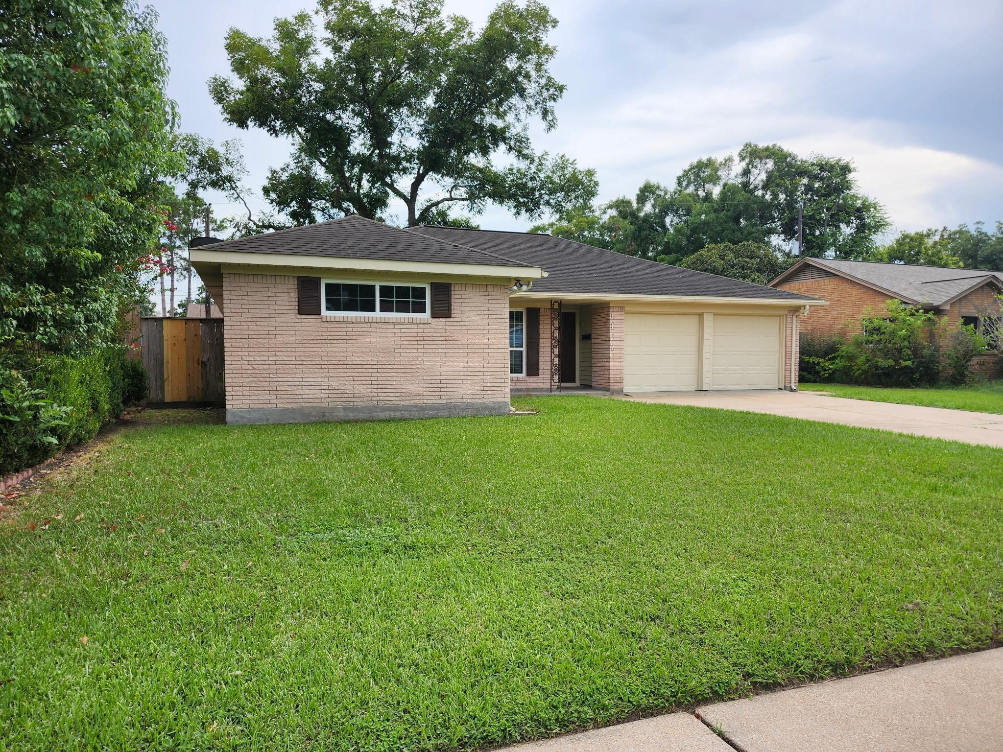 1127 Mosher Lane