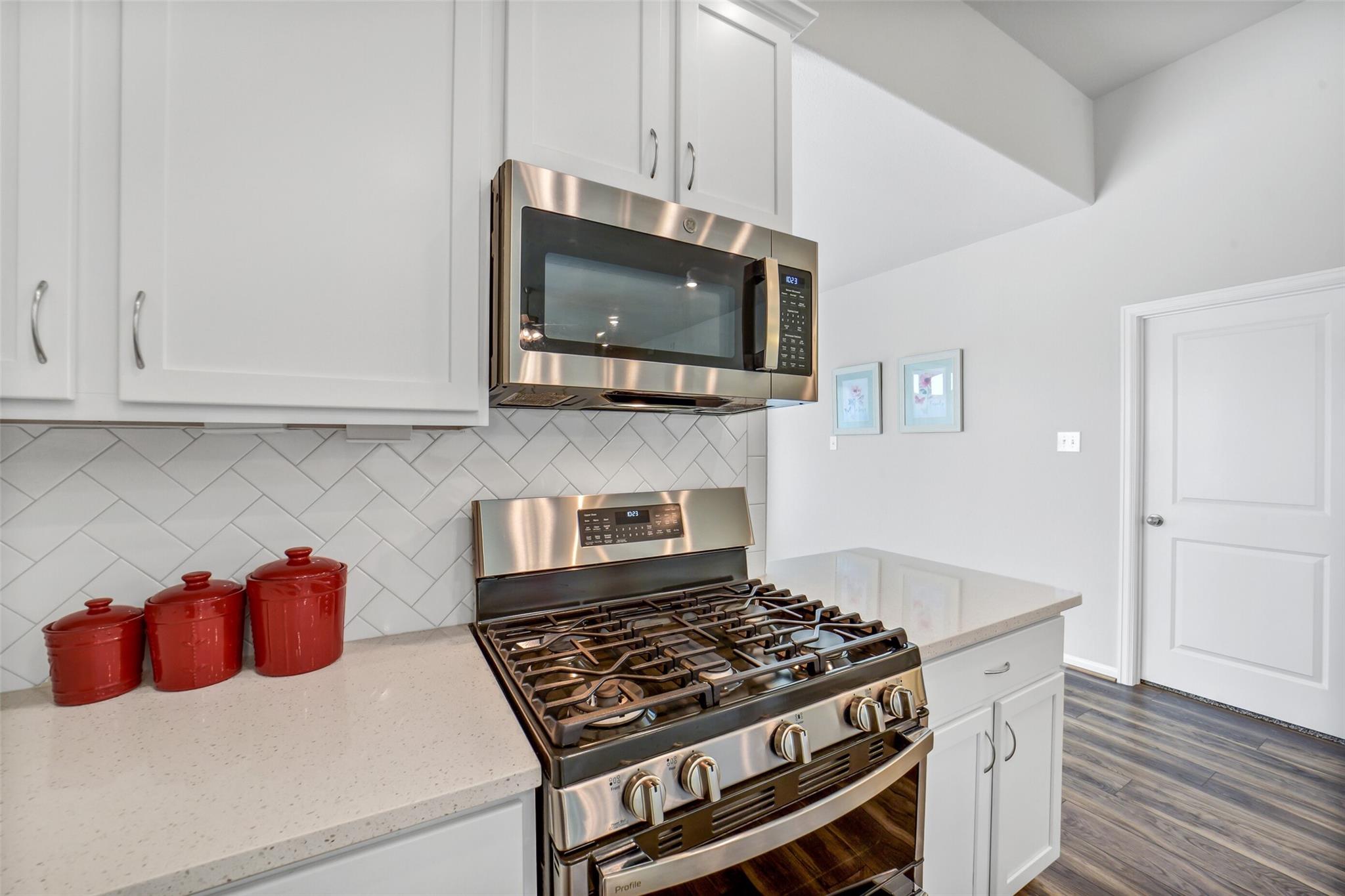 2424 Solaris Bend Drive