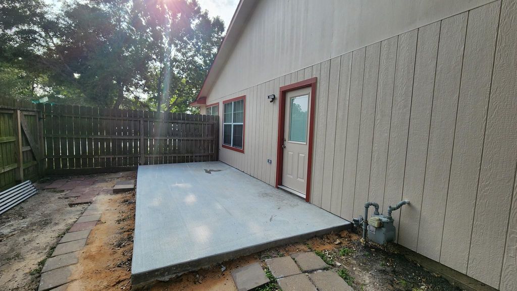 Photo of 10735 Parkland Woods Drive, Sugar Land, TX 77498 (MLS # 18735834)