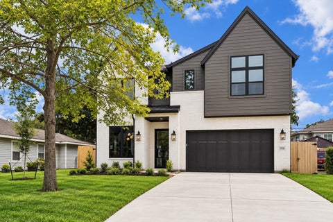 Photo of 1710 Gardenia Drive, Houston, TX 77018 (MLS # 64413930)