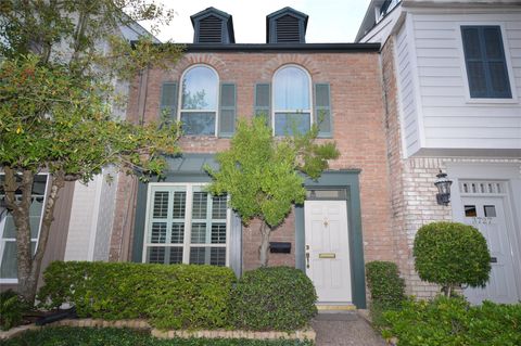 Photo of 3729 Wakeforest Street, Houston, TX 77098 (MLS # 42155751)