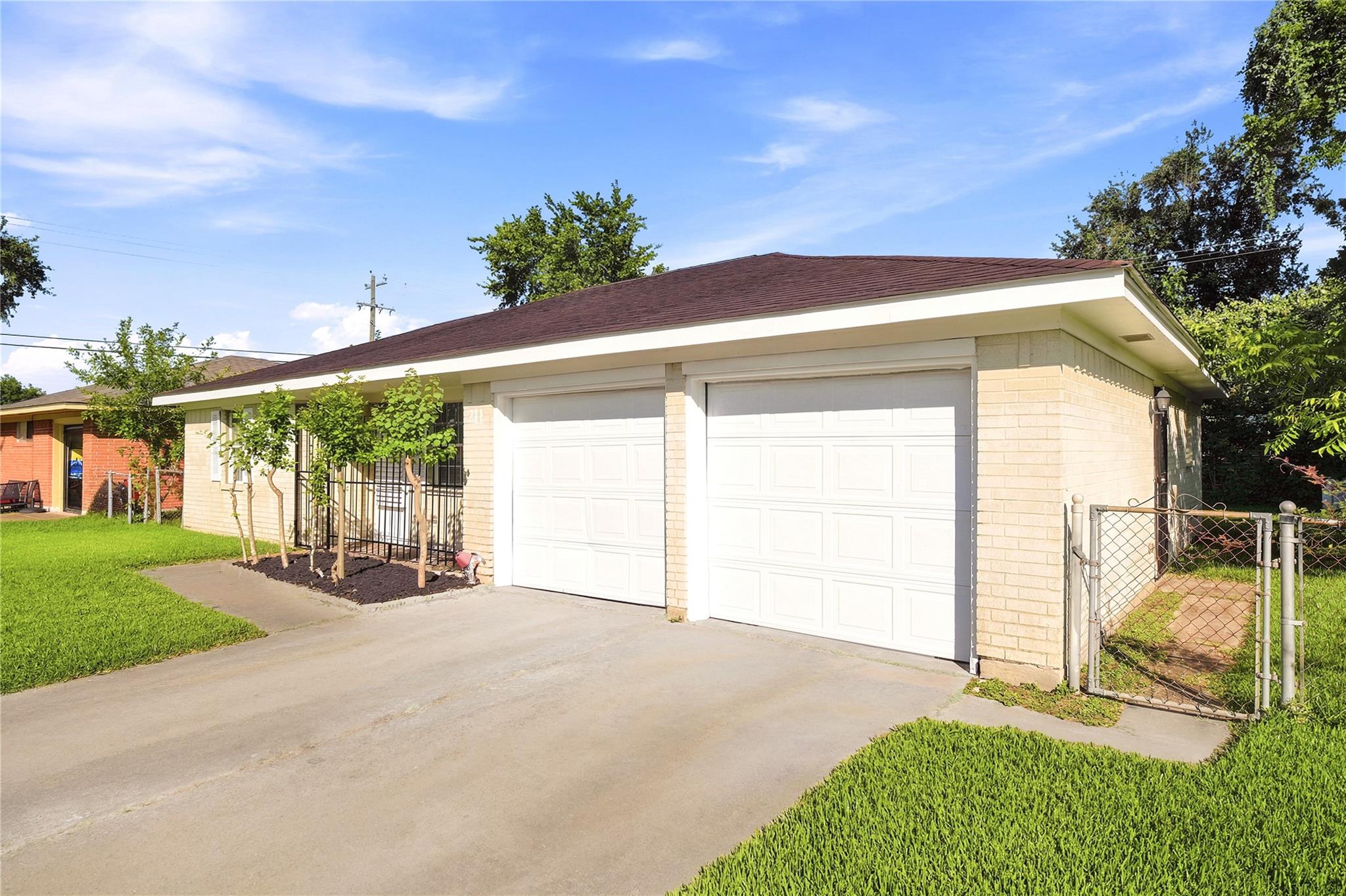 211 Estelle Circle