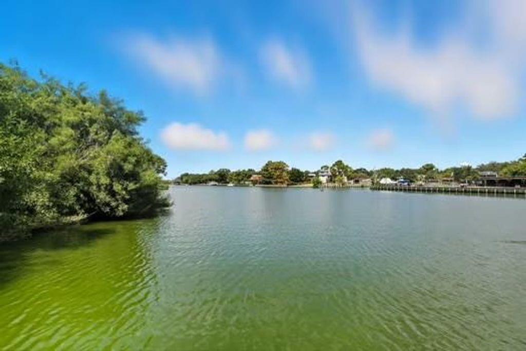 18617 Egret Bay Boulevard 712