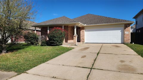 Photo of 14102 Fort Nelson Drive, Houston, TX 77083 (MLS # 16039535)