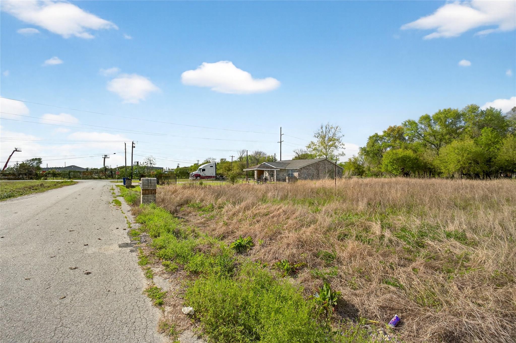 0 2nd Avenue N