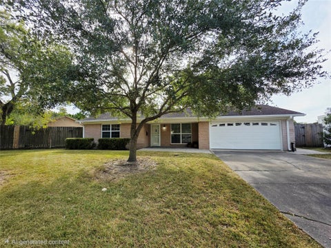 Photo of 903 Beechgrove Drive, Webster, TX 77058 (MLS # 22615942)