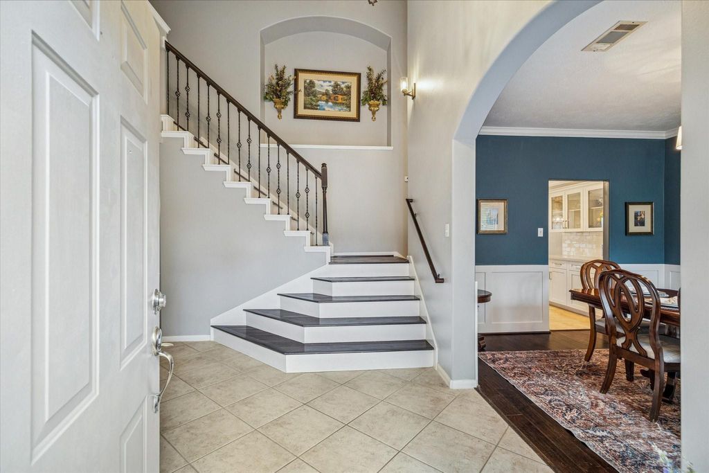 Photo of 1914 Westwood Lake Court, Kingwood, TX 77339 (MLS # 55343272)