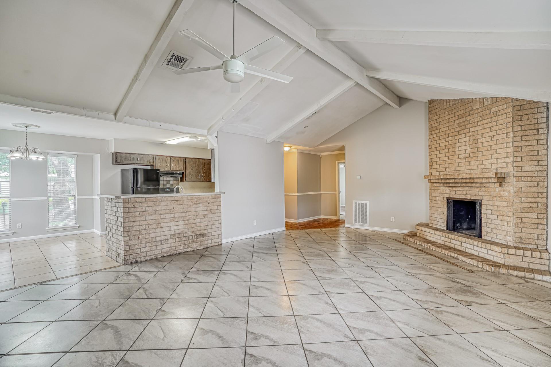 6610 Rowell Court
