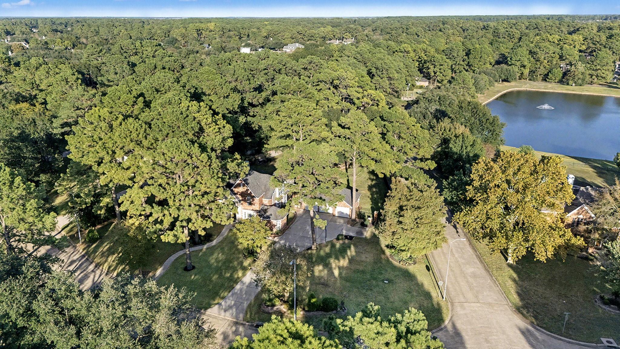 15912 Rosethorn Court