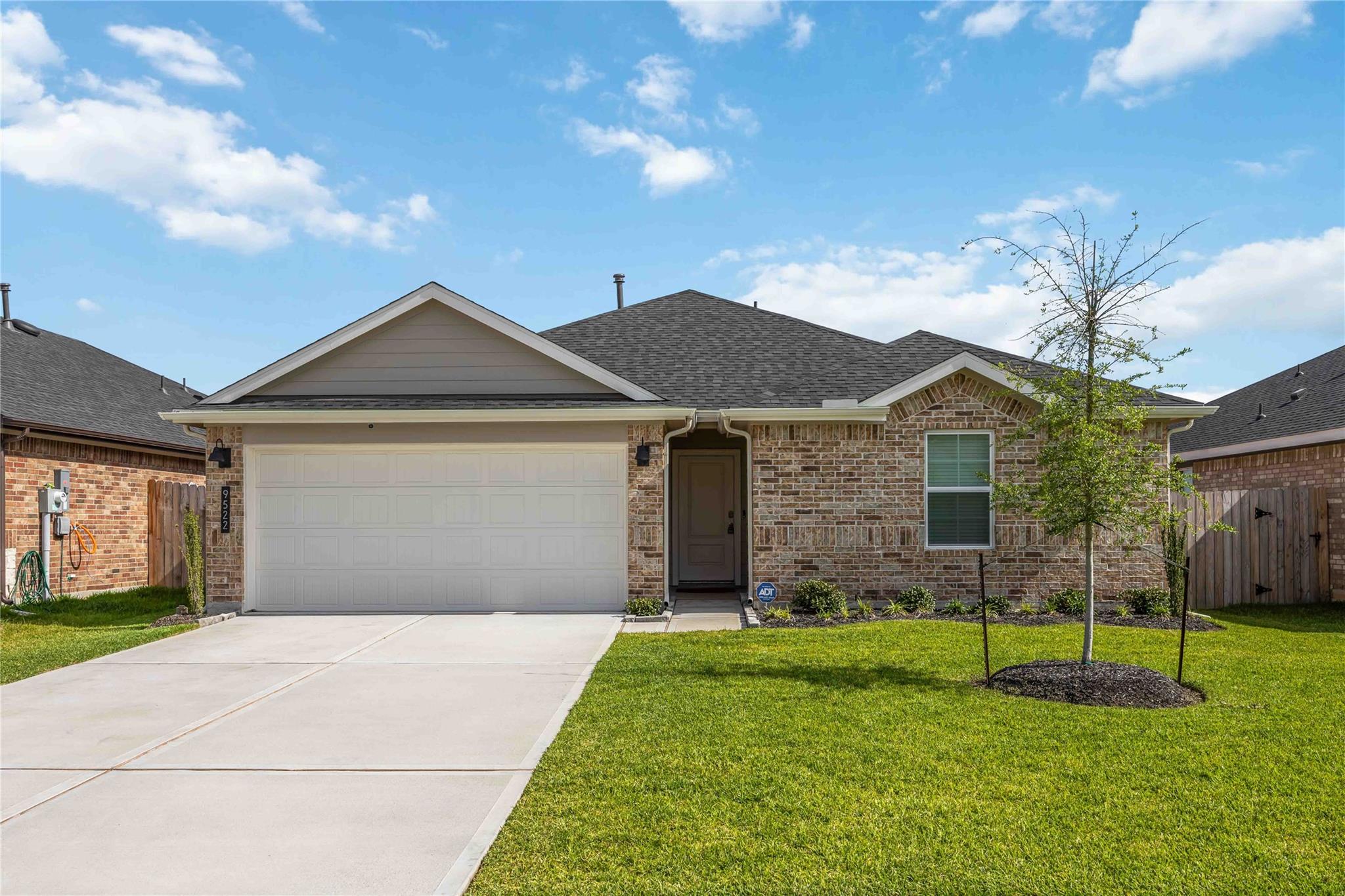 9522 Wall St, Texas City, TX, 77591