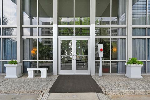 Tiny photo for 5050 Ambassador Way #314, Houston, TX 77056 (MLS # 54561851)