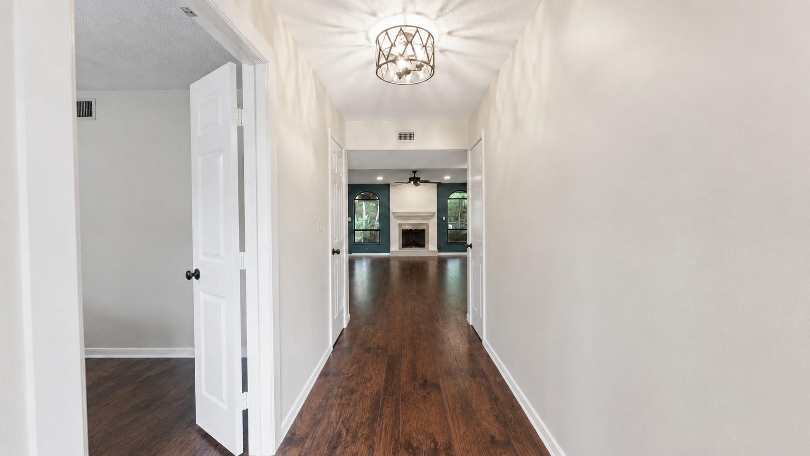 1415 River Oaks Drive