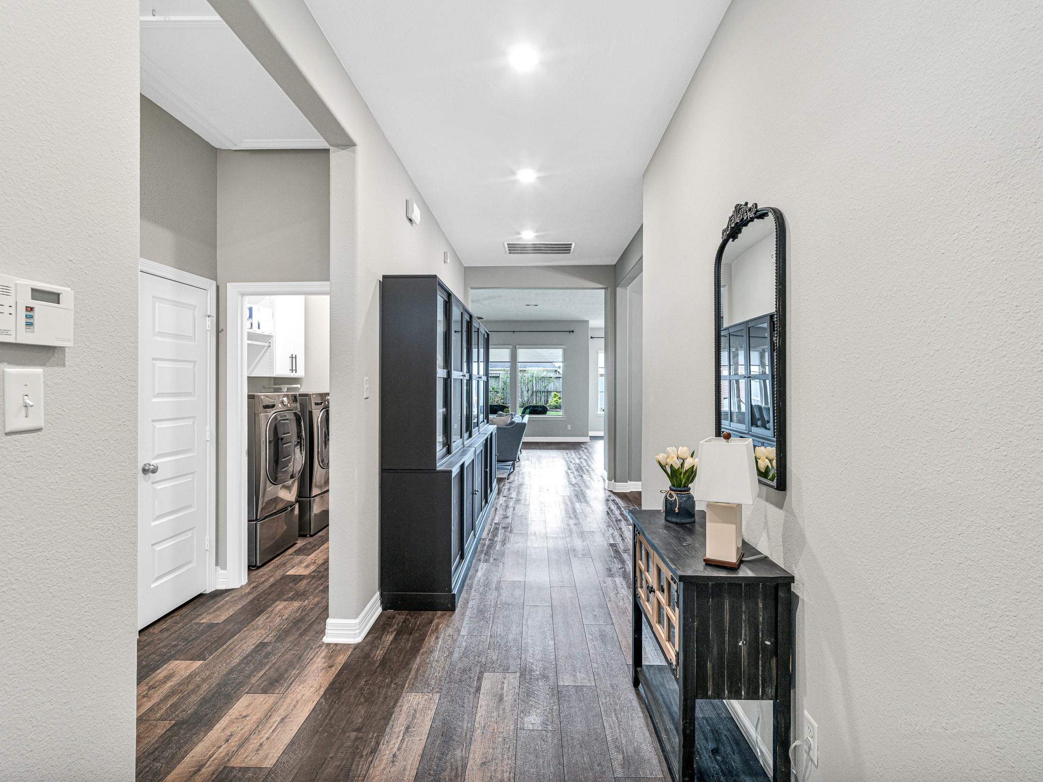 920 Lunar View Court