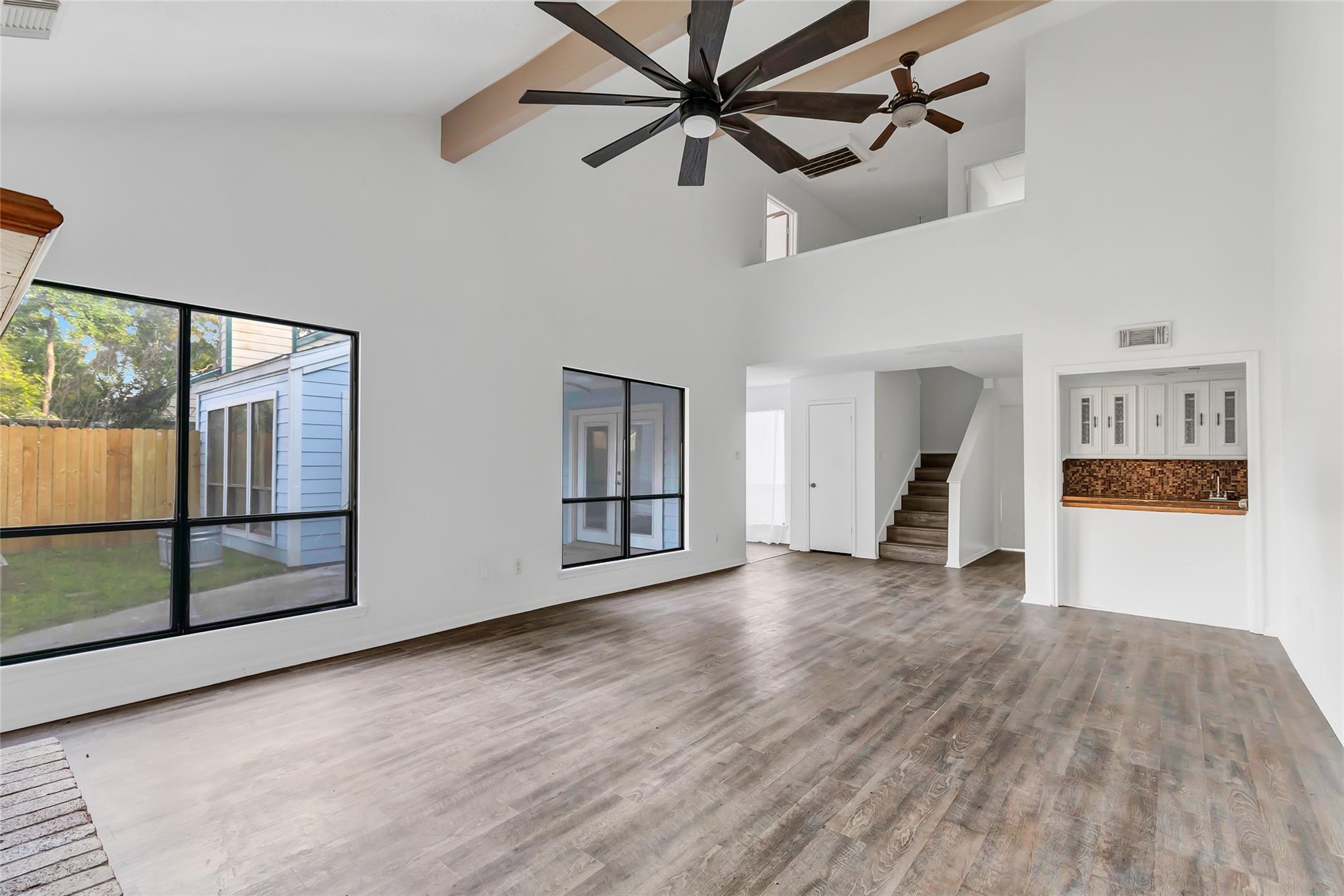 1746 Cloister Drive 12