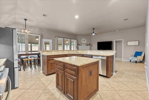 Tiny photo for 2807 Jordan Creek Court, League City, TX 77573 (MLS # 84016868)