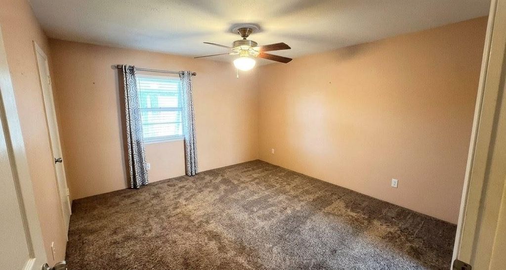 Photo of 1409 Maryland Street #F, Houston, TX 77006 (MLS # 87728930)