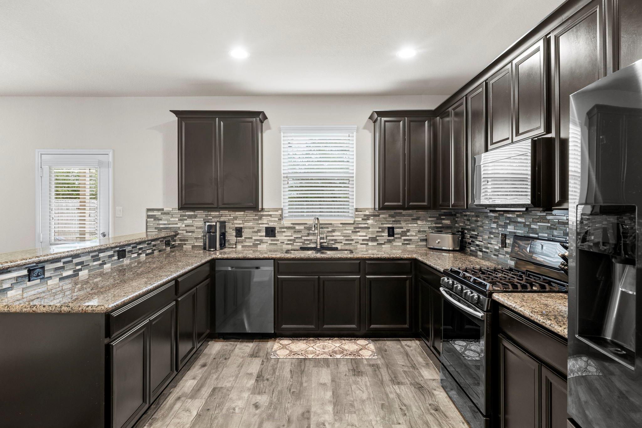 10710 Chestnut Path Way