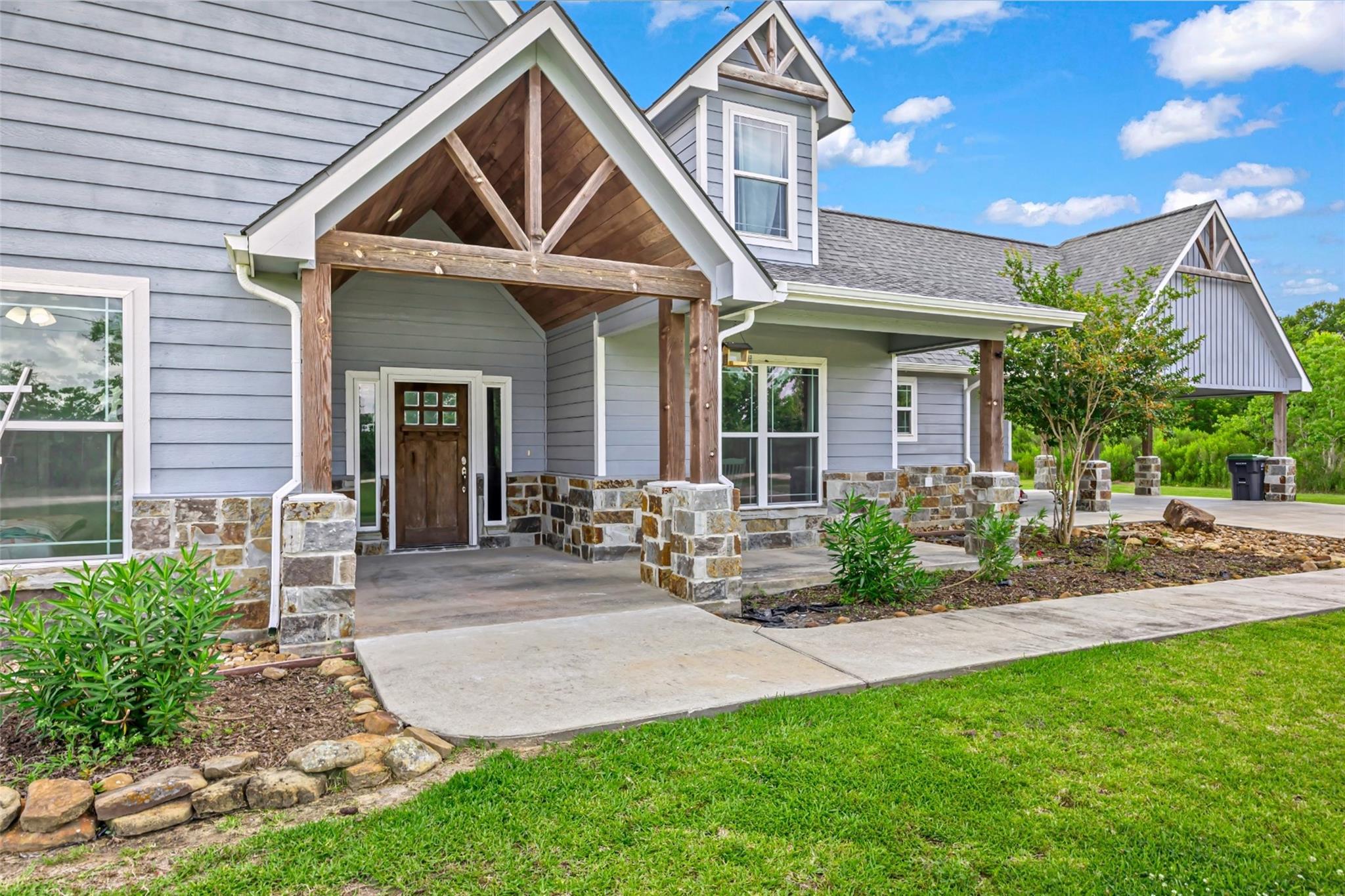 1580 County Road 614