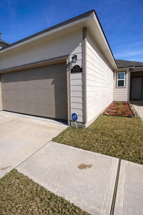 Photo of 20935 Endeavor Street, Porter, TX 77365 (MLS # 32854890)