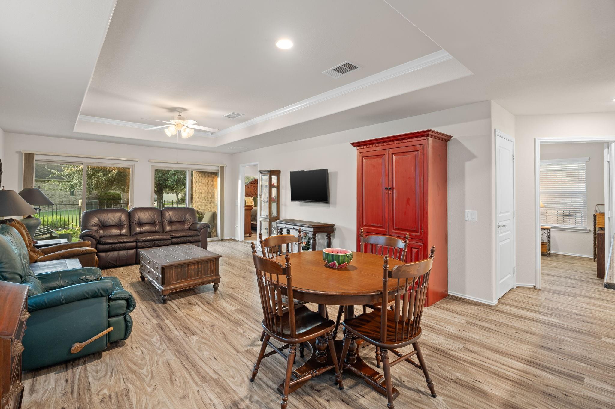 1131 Oleander Way