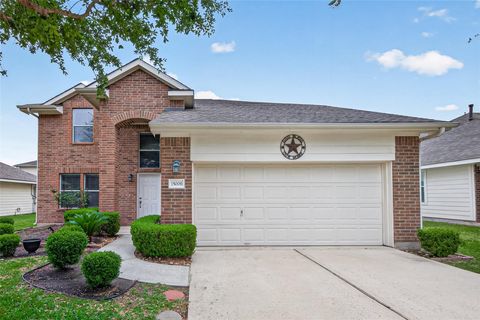 Photo of 15006 Sunset Villa Court, Humble, TX 77396 (MLS # 39797814)