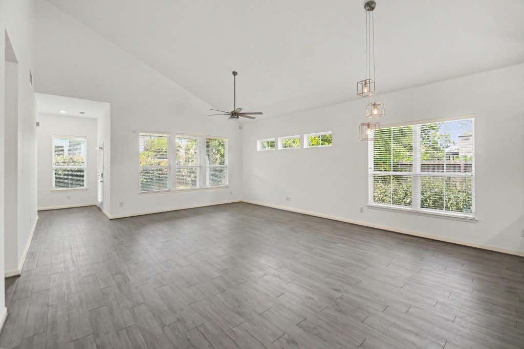 Photo of 3413 Omega Street, Houston, TX 77022 (MLS # 70409415)