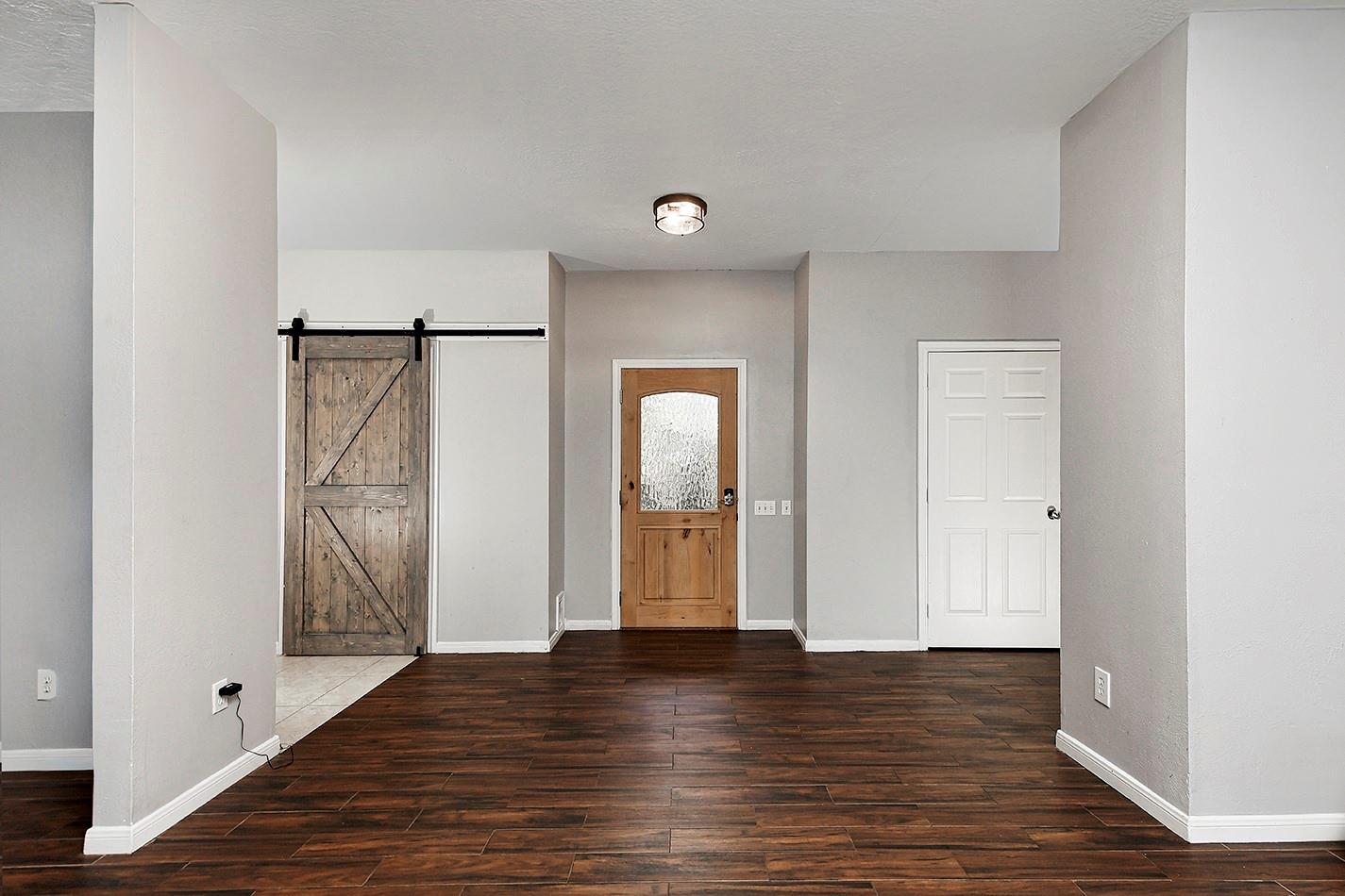 44 Lake Forest Circle