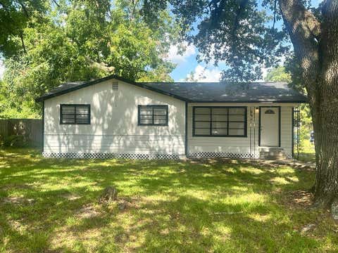 Photo of 125 Kellum Street, Liberty, TX 77575 (MLS # 42683896)