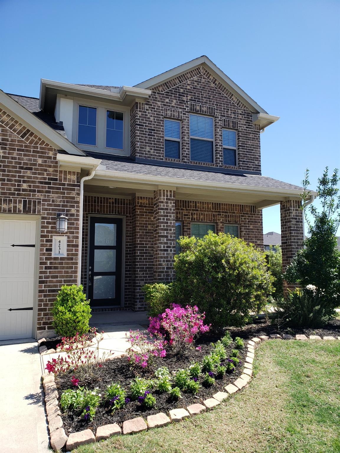 4231 Maple Glen Drive