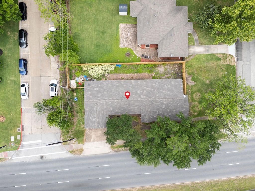 Photo of 4660 Spruce Street, Bellaire, TX 77401 (MLS # 26576967)