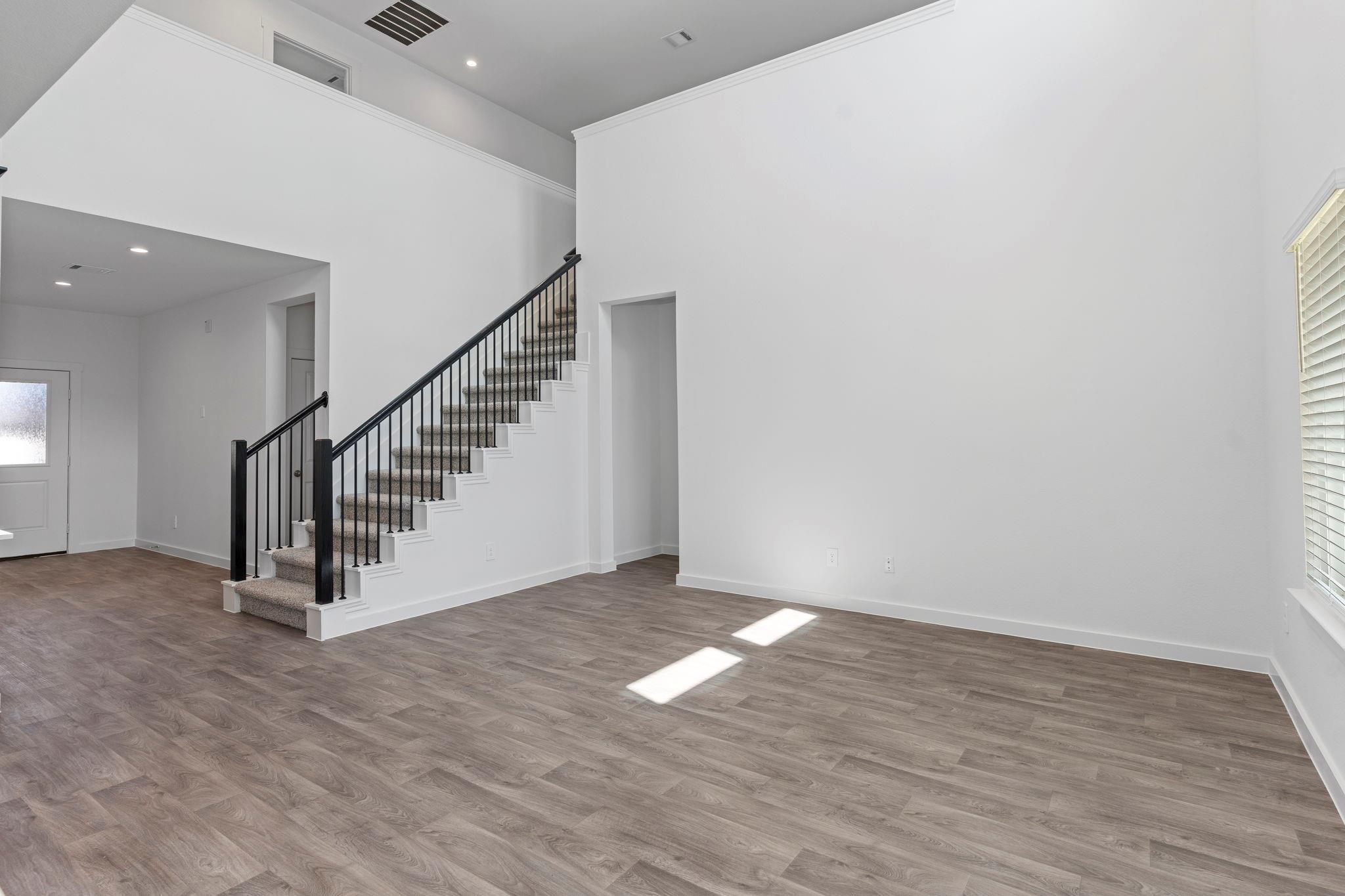 6112 Ambrose Peak Lane