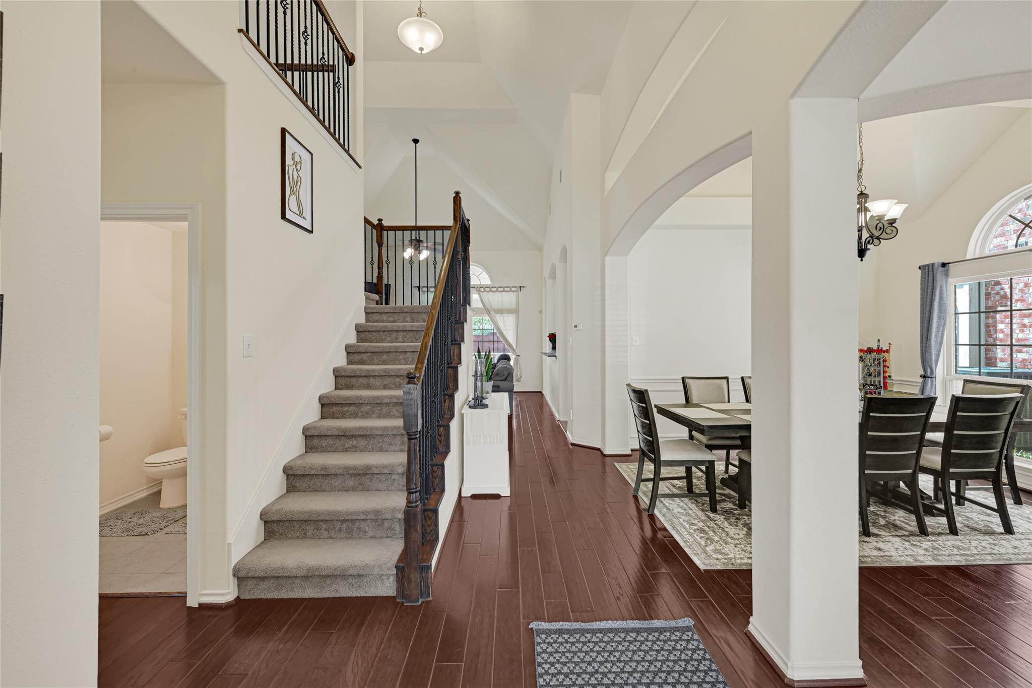 8319 Cape Royal Drive