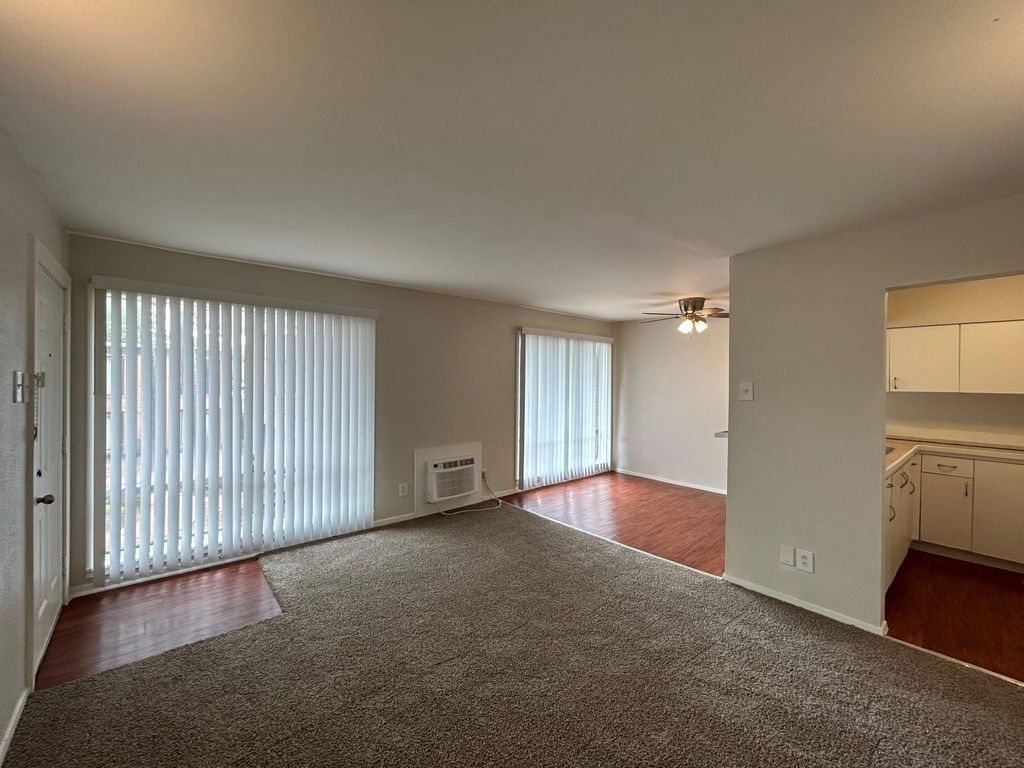 Photo of 3629 N Mac Gregor Way #35, Houston, TX 77004 (MLS # 12887381)