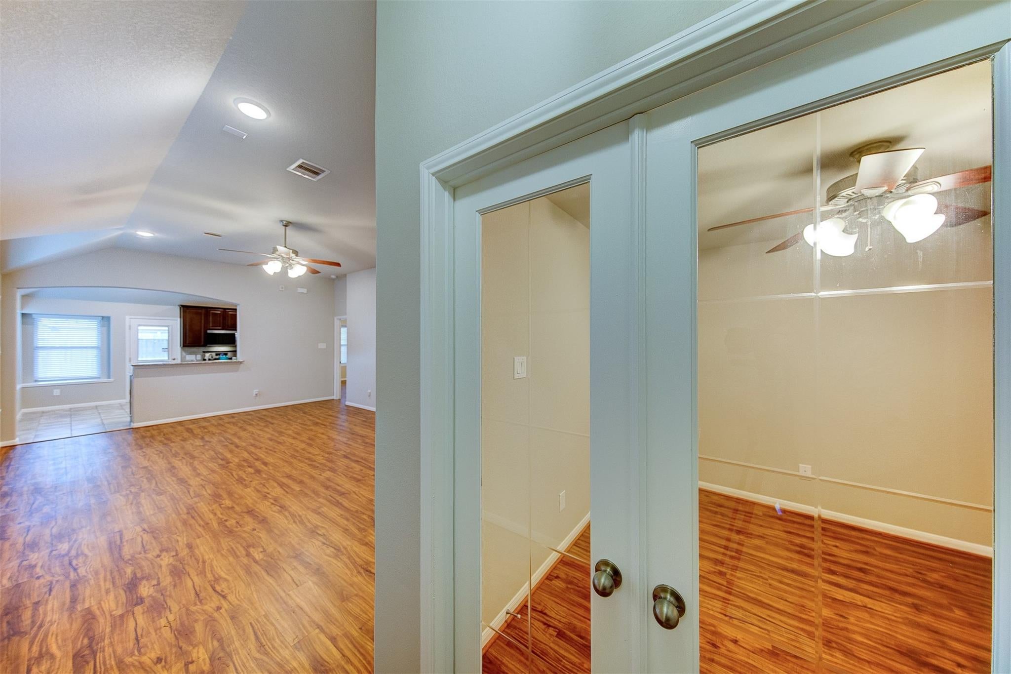 5227 Bay Lane
