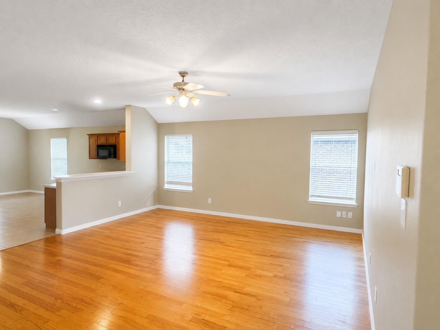 2119 Hawthorne Brook