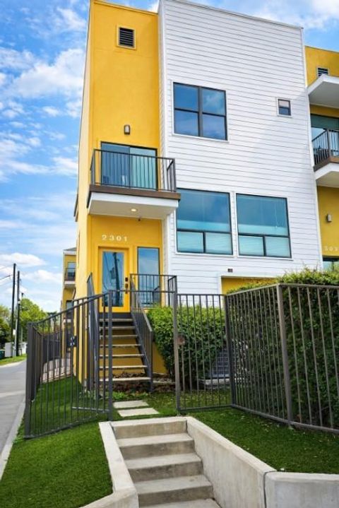 2301 Crawford Street Houston TX 77004