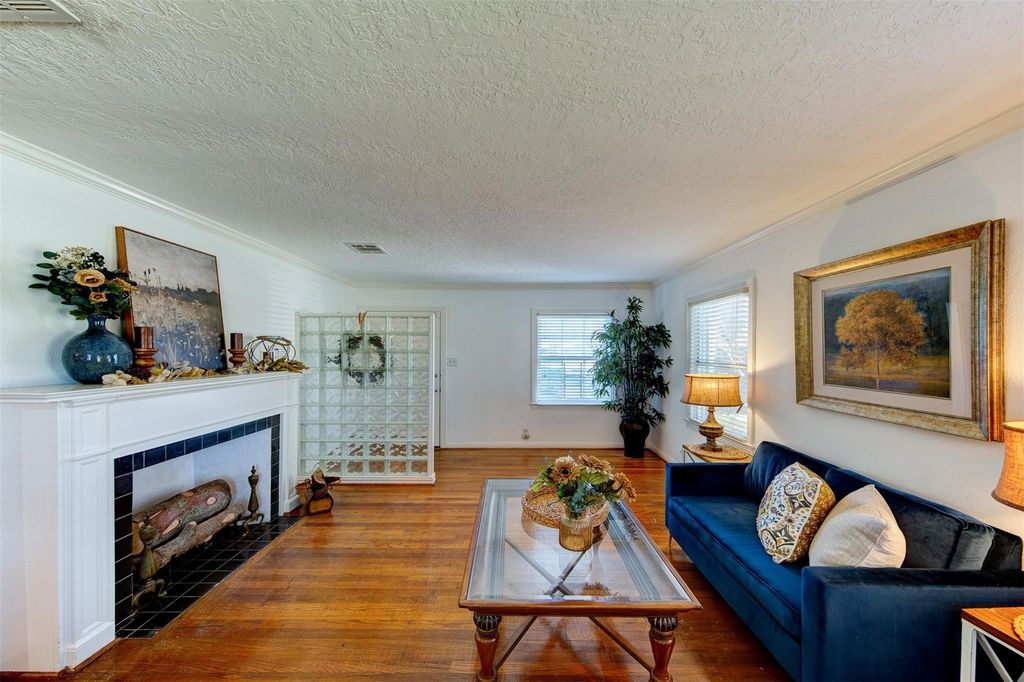 Photo of 4914 Gammage Street, Houston, TX 77021 (MLS # 38505311)