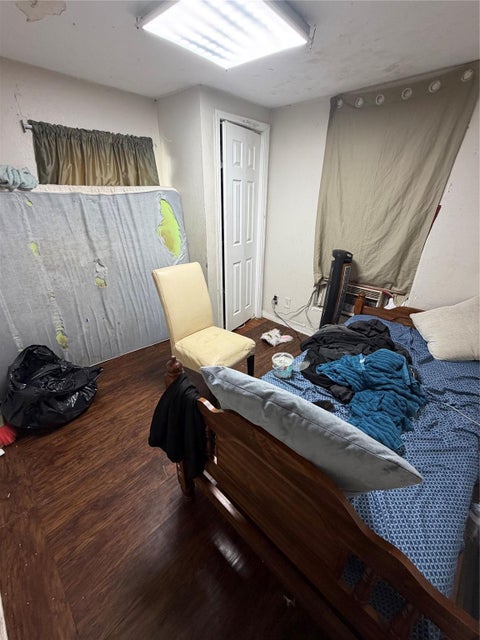Tiny photo for 3400 Bella Vista Street, Houston, TX 77022 (MLS # 48024814)
