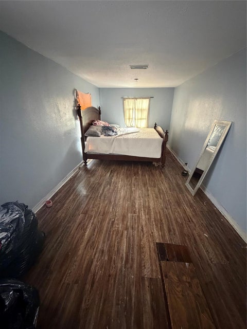 Tiny photo for 3400 Bella Vista Street, Houston, TX 77022 (MLS # 48024814)