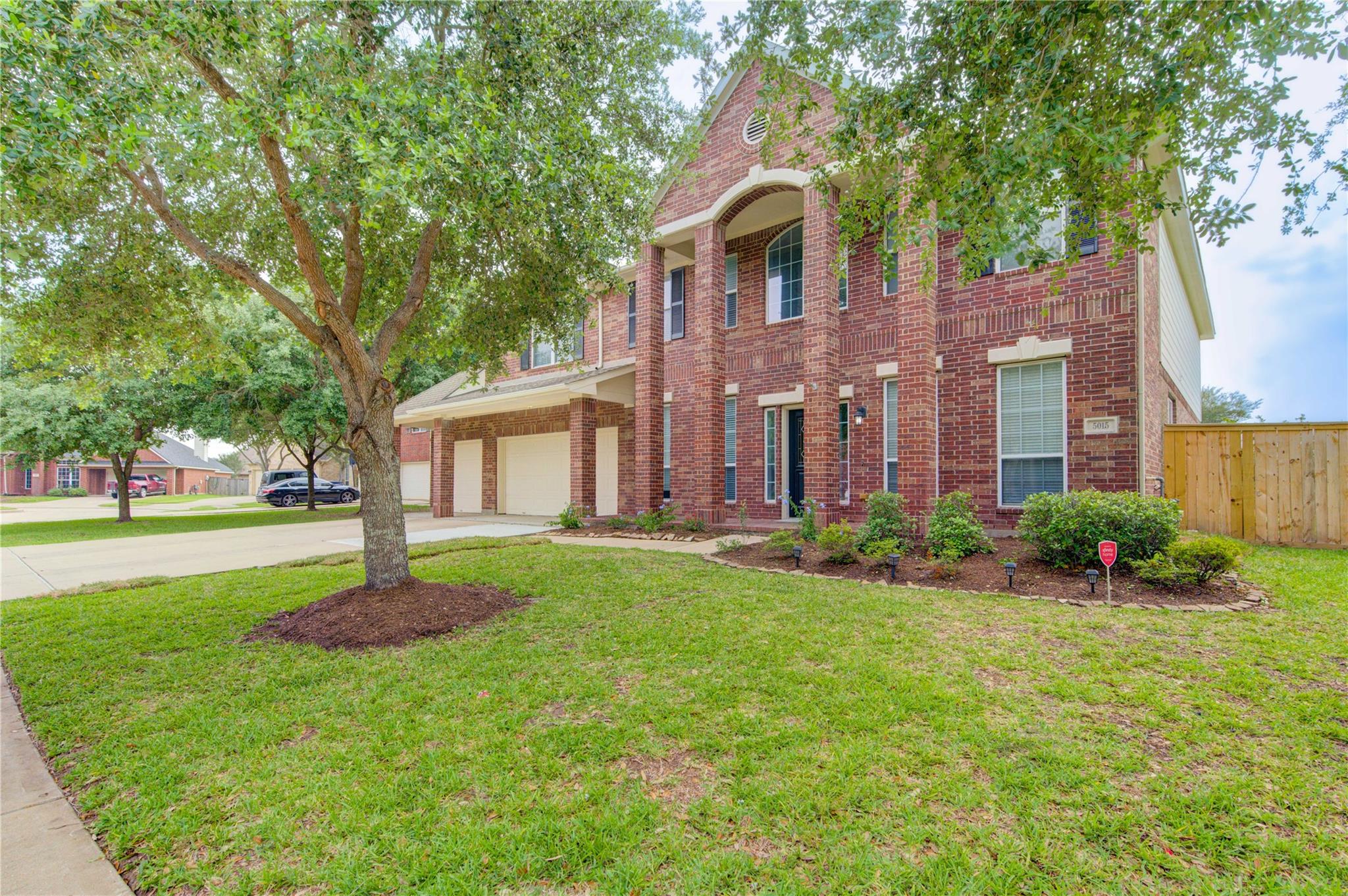 5015 Shale Grove Court