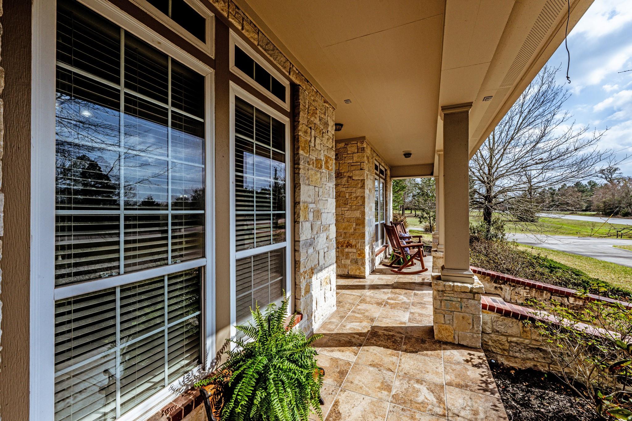 98 Heritage Oak Drive