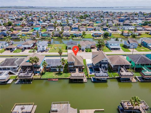 Tiny photo for 70 Tarpon Street, Bayou Vista, TX 77563 (MLS # 42681501)