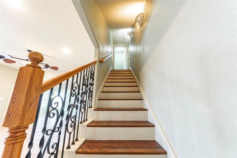 Tiny photo for 70 Tarpon Street, Bayou Vista, TX 77563 (MLS # 42681501)