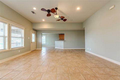 Tiny photo for 70 Tarpon Street, Bayou Vista, TX 77563 (MLS # 42681501)