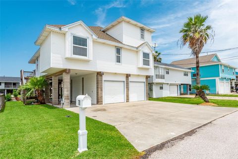 Tiny photo for 70 Tarpon Street, Bayou Vista, TX 77563 (MLS # 42681501)
