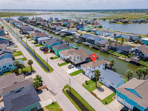 Tiny photo for 70 Tarpon Street, Bayou Vista, TX 77563 (MLS # 42681501)