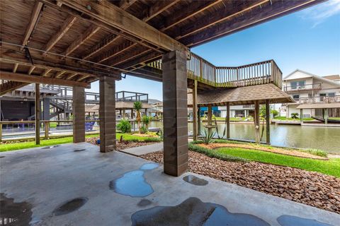 Tiny photo for 70 Tarpon Street, Bayou Vista, TX 77563 (MLS # 42681501)