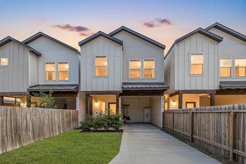 Photo of 5712 Elysian Street, Houston, TX 77009 (MLS # 35306619)