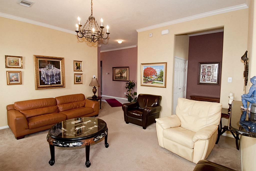 6450 Applewood Forest Drive