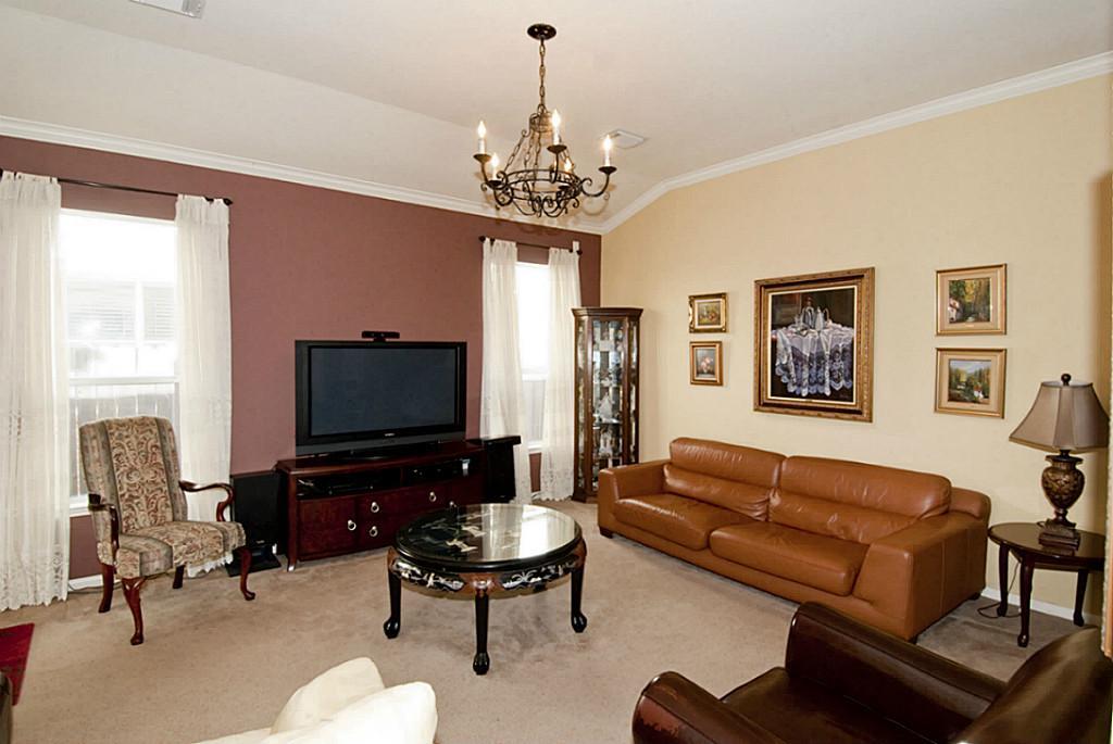 6450 Applewood Forest Drive